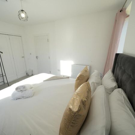 Ealing Broadway Great Stay 7-Minute Walk From The Underground Dış mekan fotoğraf