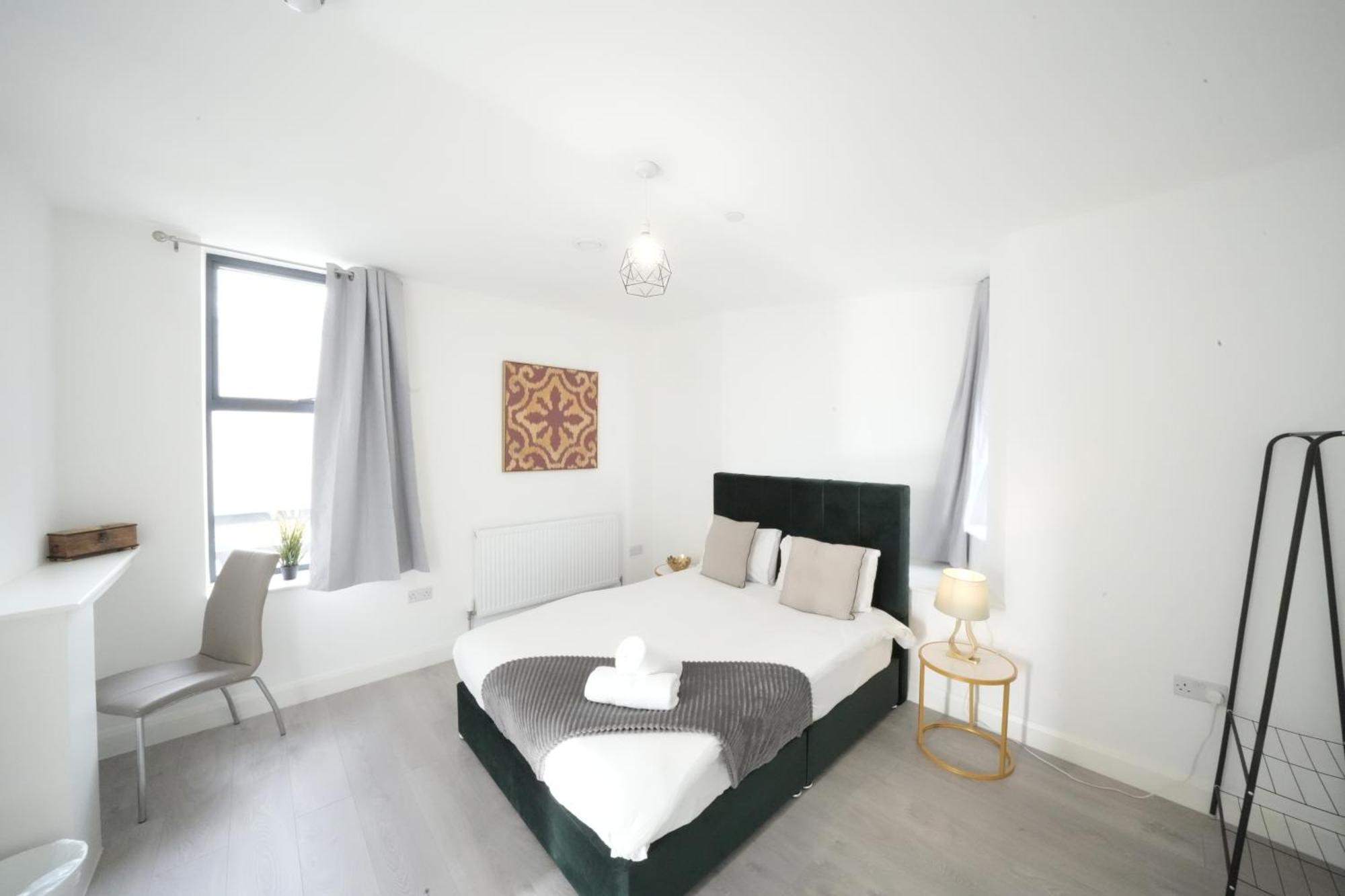 Ealing Broadway Great Stay 7-Minute Walk From The Underground Dış mekan fotoğraf