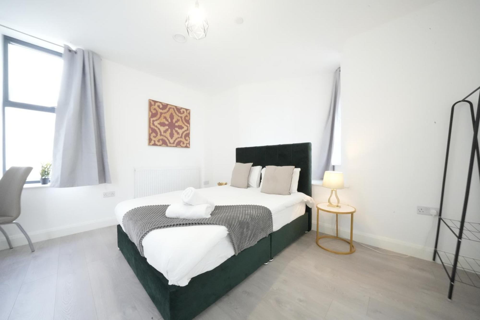 Ealing Broadway Great Stay 7-Minute Walk From The Underground Dış mekan fotoğraf