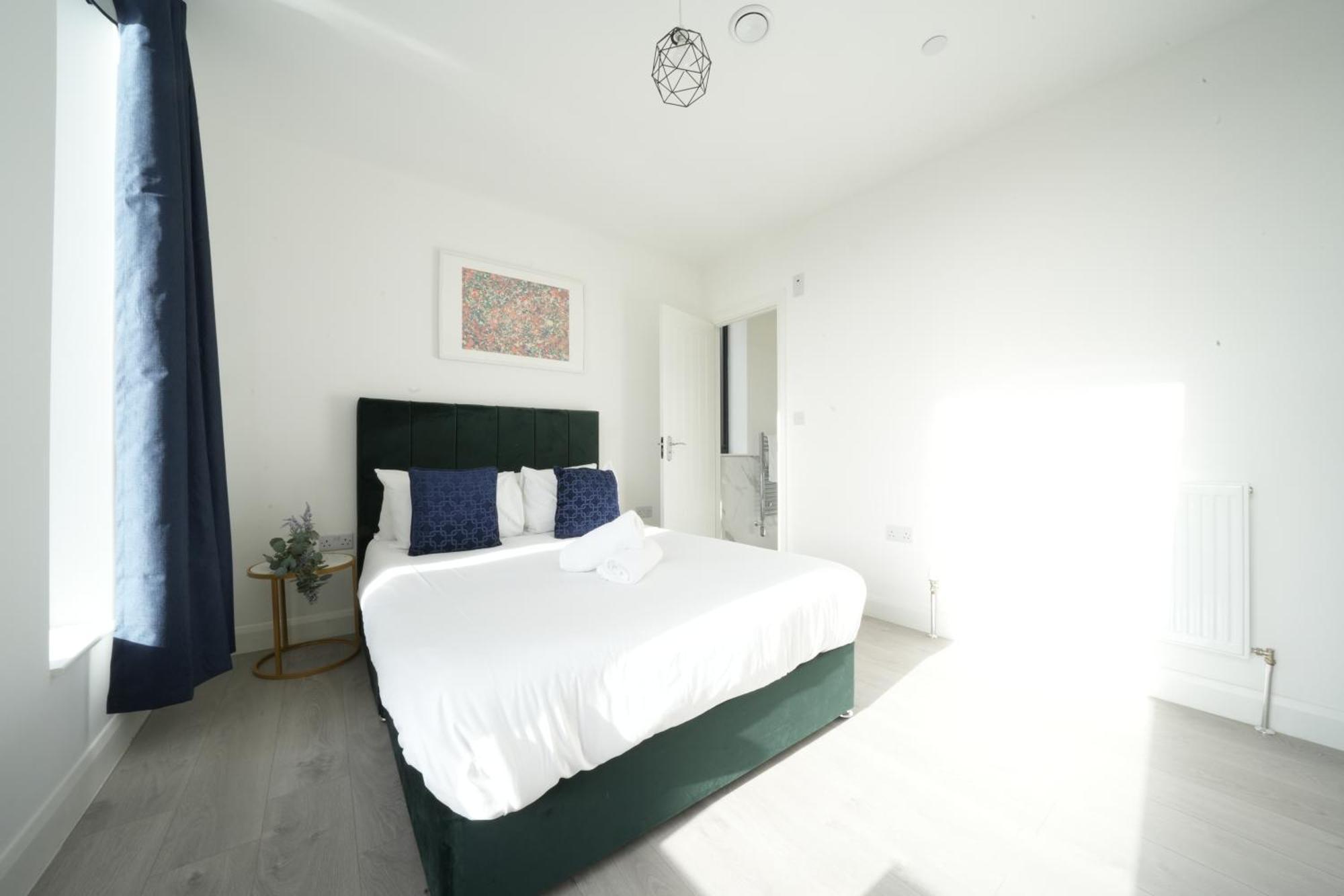 Ealing Broadway Great Stay 7-Minute Walk From The Underground Dış mekan fotoğraf