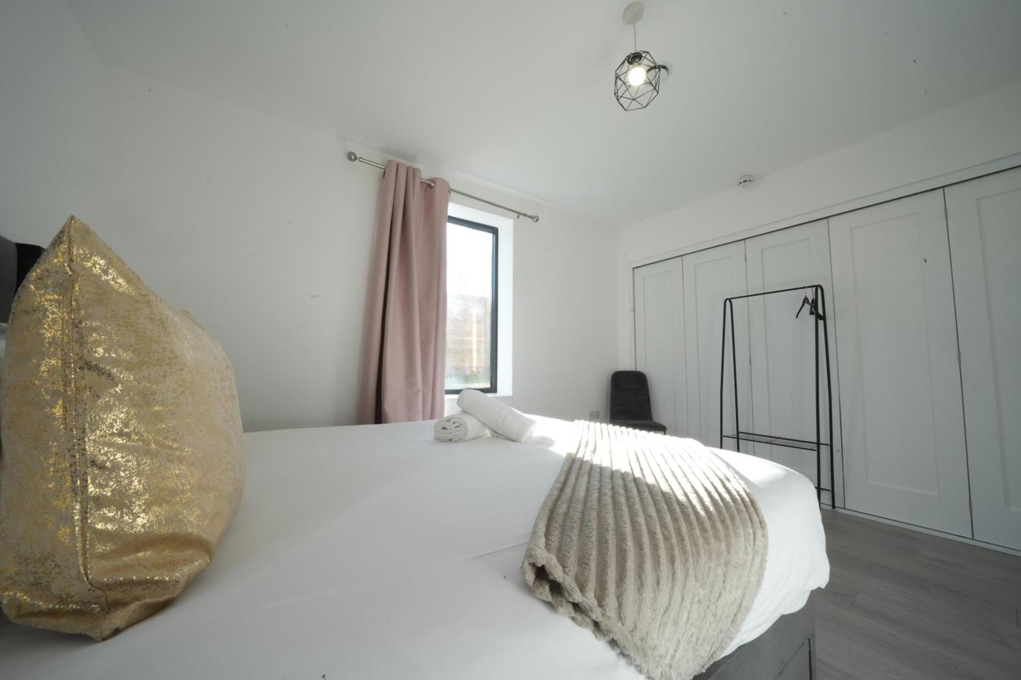 Ealing Broadway Great Stay 7-Minute Walk From The Underground Dış mekan fotoğraf