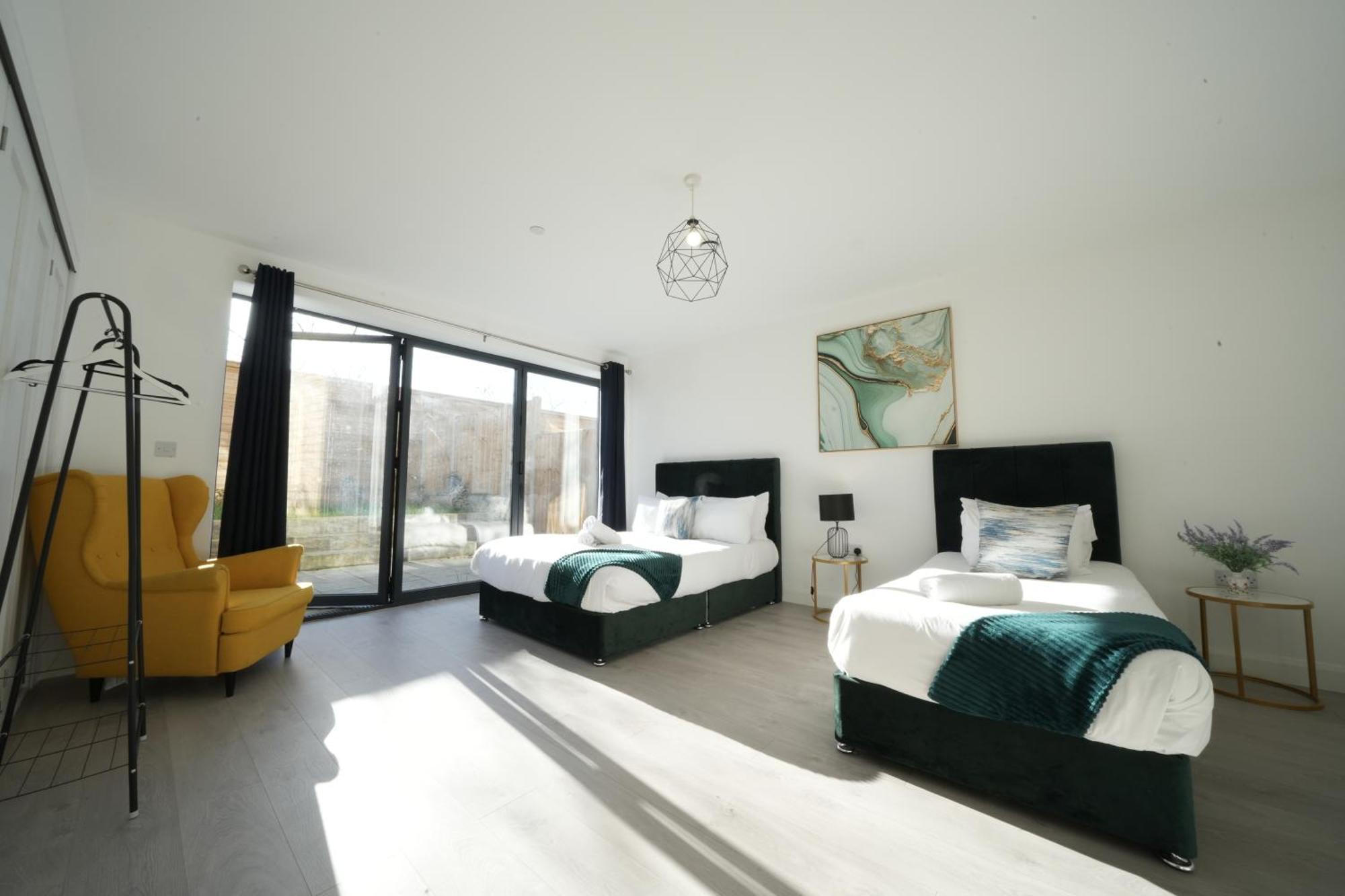 Ealing Broadway Great Stay 7-Minute Walk From The Underground Dış mekan fotoğraf