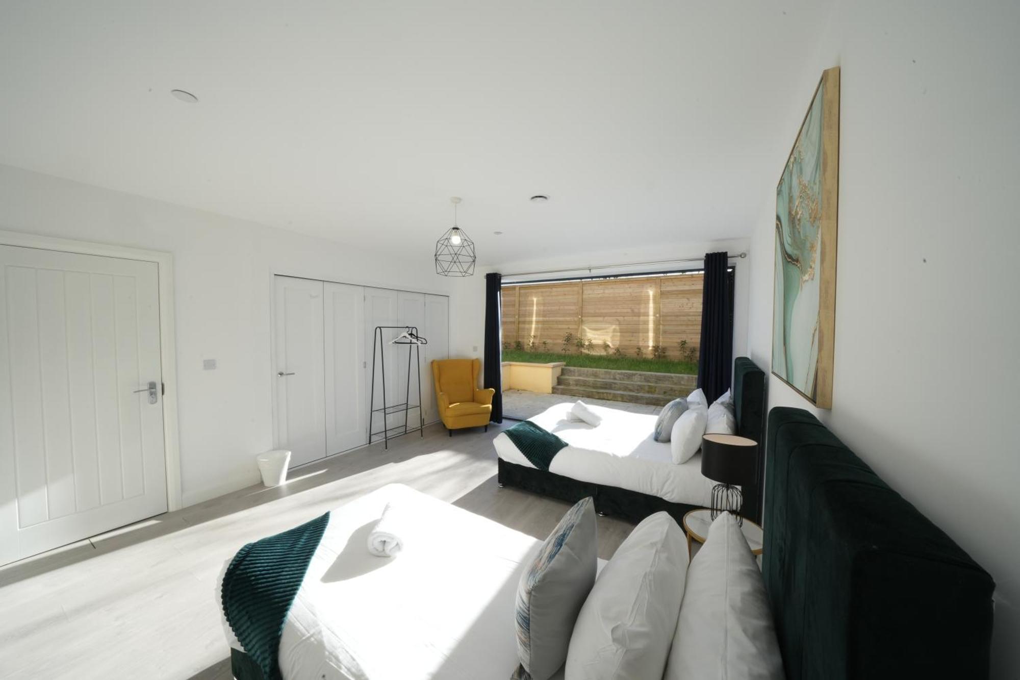Ealing Broadway Great Stay 7-Minute Walk From The Underground Dış mekan fotoğraf