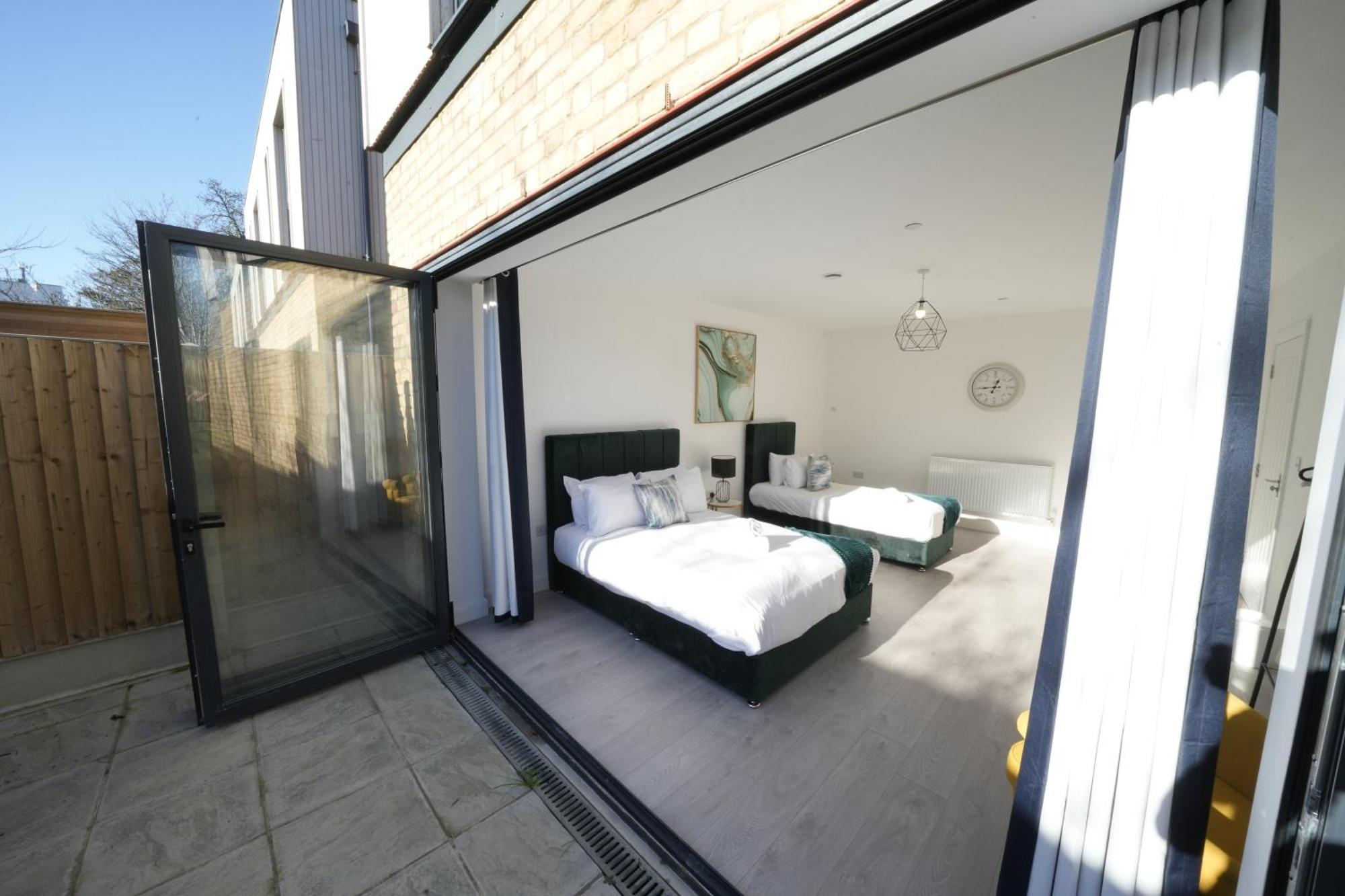 Ealing Broadway Great Stay 7-Minute Walk From The Underground Dış mekan fotoğraf