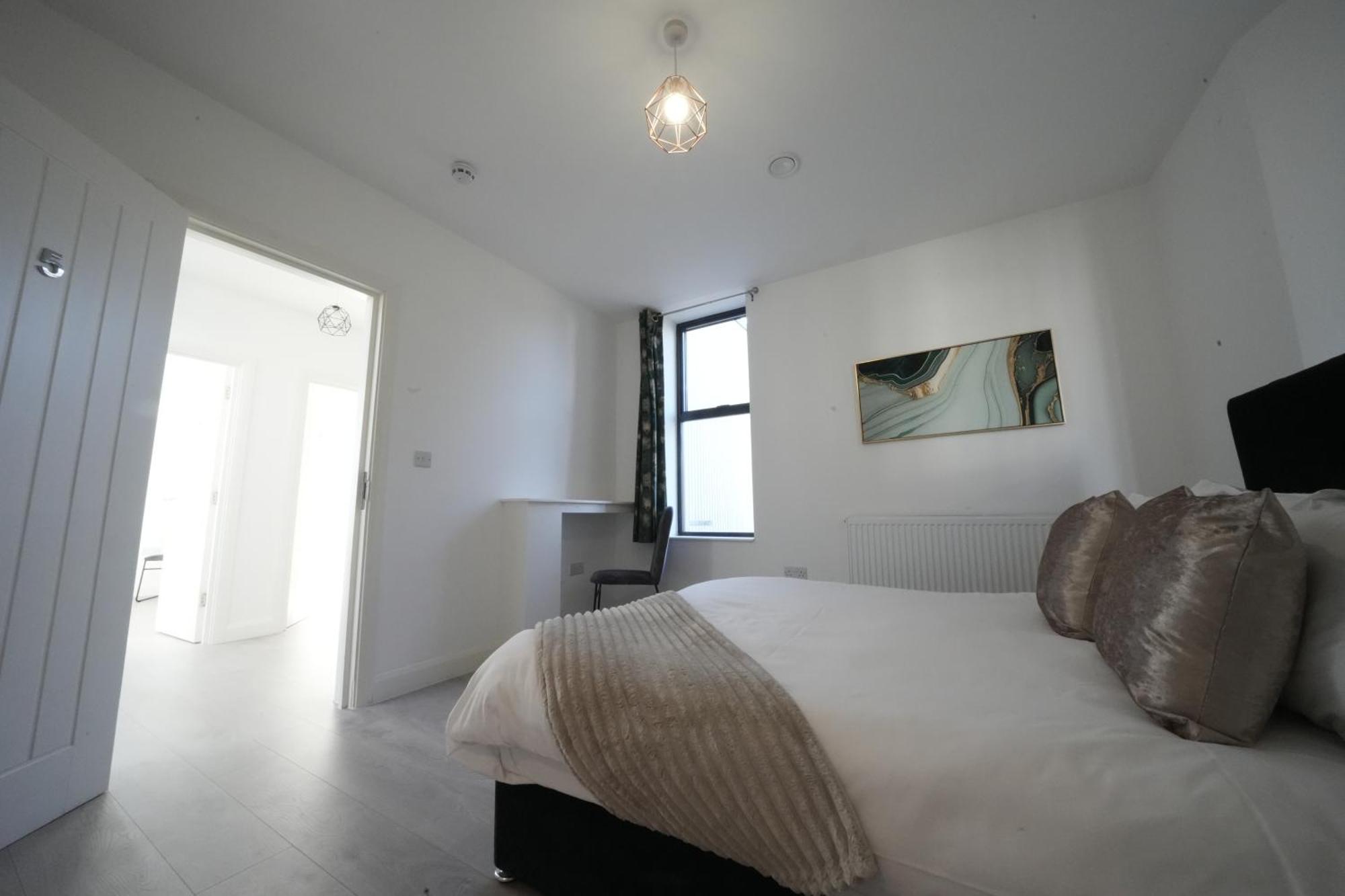 Ealing Broadway Great Stay 7-Minute Walk From The Underground Dış mekan fotoğraf