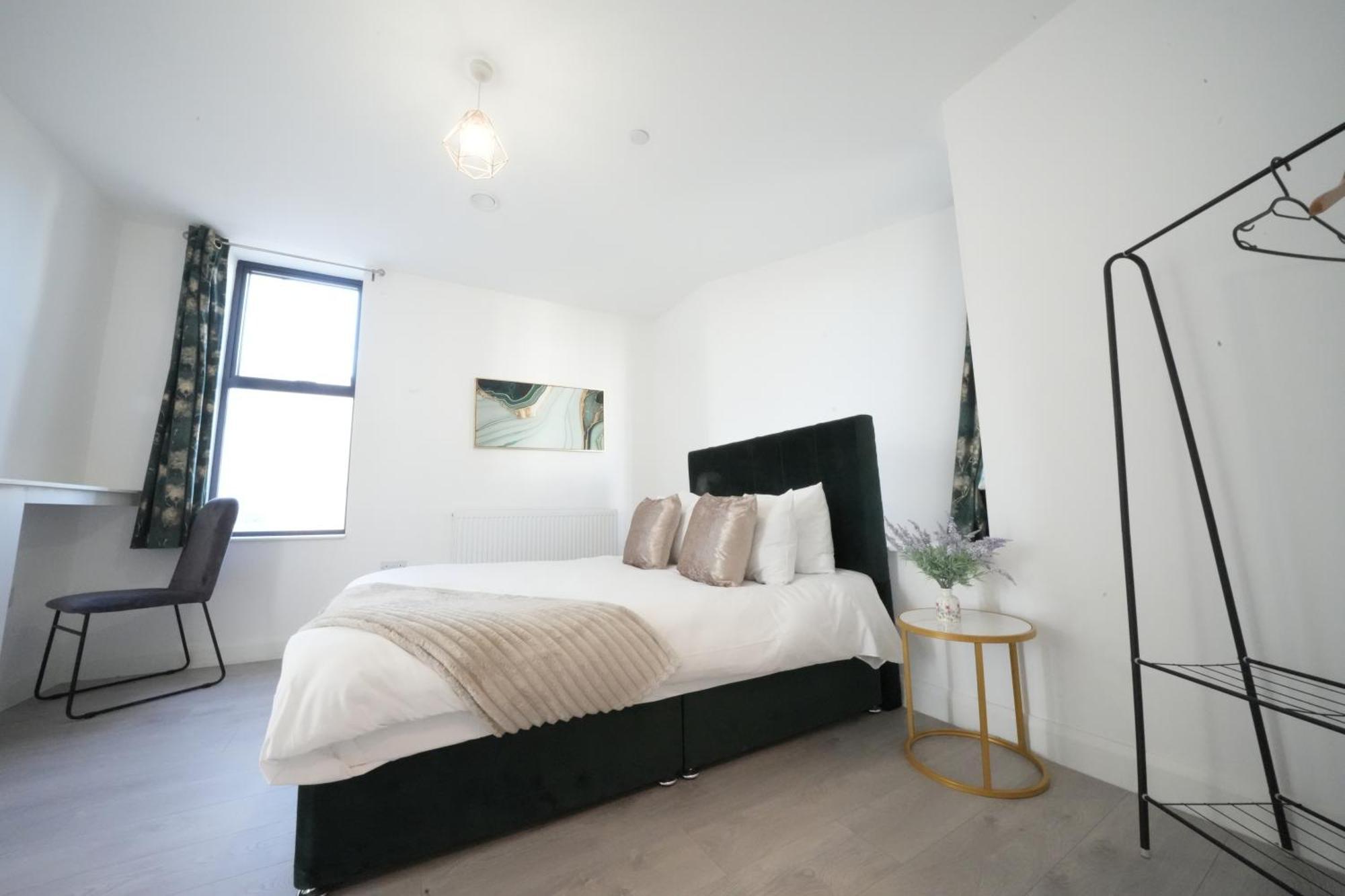 Ealing Broadway Great Stay 7-Minute Walk From The Underground Dış mekan fotoğraf